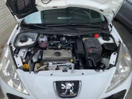 PEUGEOT - 207 - 2010/2011 - Branca - R$ 23.990,00