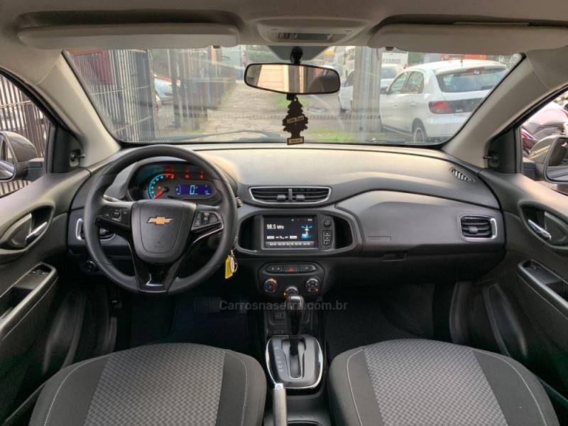 CHEVROLET - PRISMA - 2017/2018 - Cinza - R$ 68.990,00