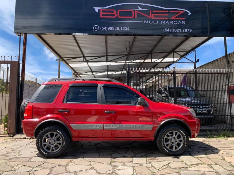 FORD - ECOSPORT - 2011/2012 - Vermelha - R$ 44.990,00