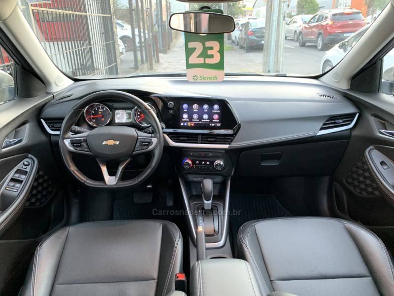 CHEVROLET - MONTANA - 2022/2023 - Prata - R$ 120.990,00