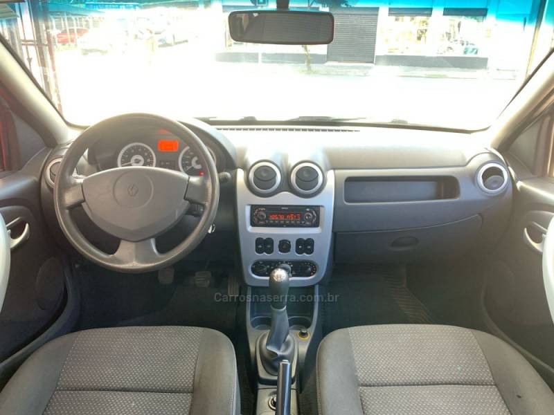 RENAULT - SANDERO - 2009/2010 - Prata - R$ 33.990,00