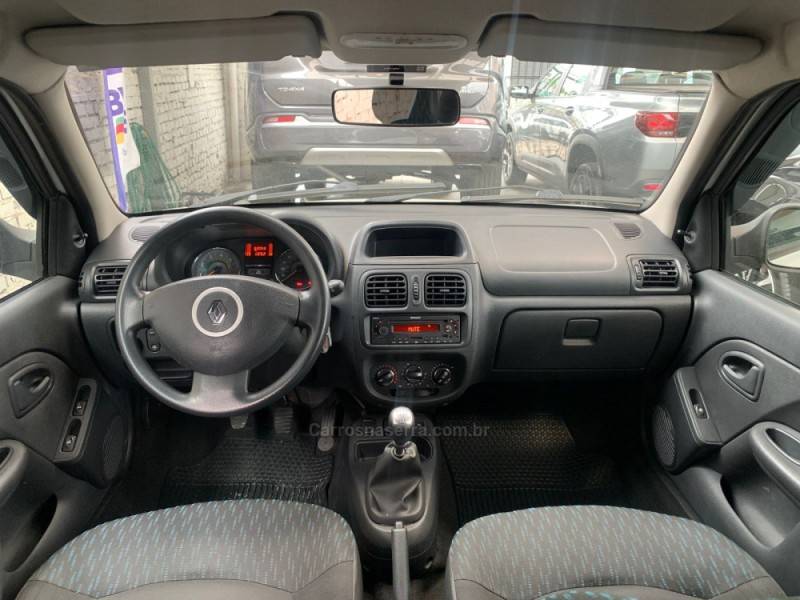 RENAULT - CLIO - 2014/2015 - Branca - R$ 34.990,00