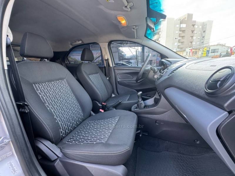 FORD - KA - 2017/2017 - Prata - R$ 43.990,00