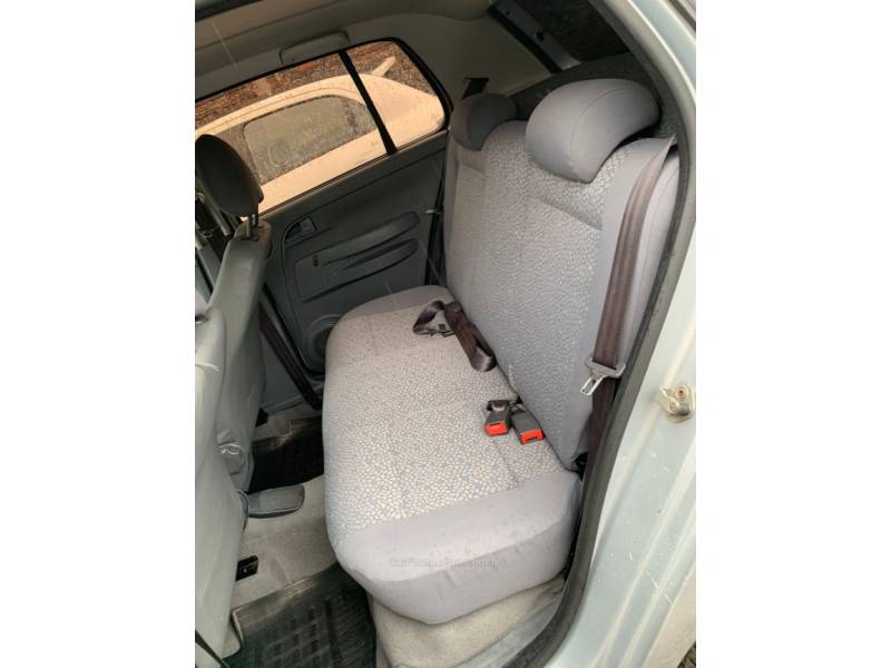 VOLKSWAGEN - FOX - 2005/2006 - Cinza - R$ 26.990,00
