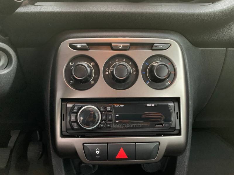 CITROËN - C3 AIRCROSS - 2010/2011 - Prata - R$ 35.990,00