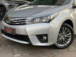 TOYOTA - COROLLA - 2015/2016 - Prata - R$ 87.990,00