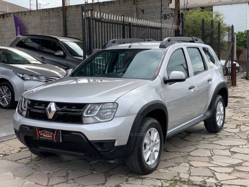 RENAULT - DUSTER - 2017/2018 - Prata - R$ 66.990,00