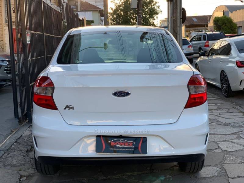 FORD - KA + - 2018/2019 - Branca - R$ 57.990,00