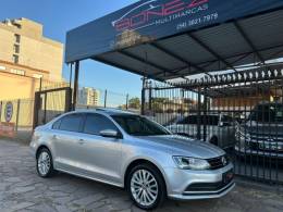 VOLKSWAGEN - JETTA - 2015/2016 - Prata - R$ 79.990,00