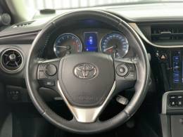 TOYOTA - COROLLA - 2017/2018 - Preta - R$ 105.990,00