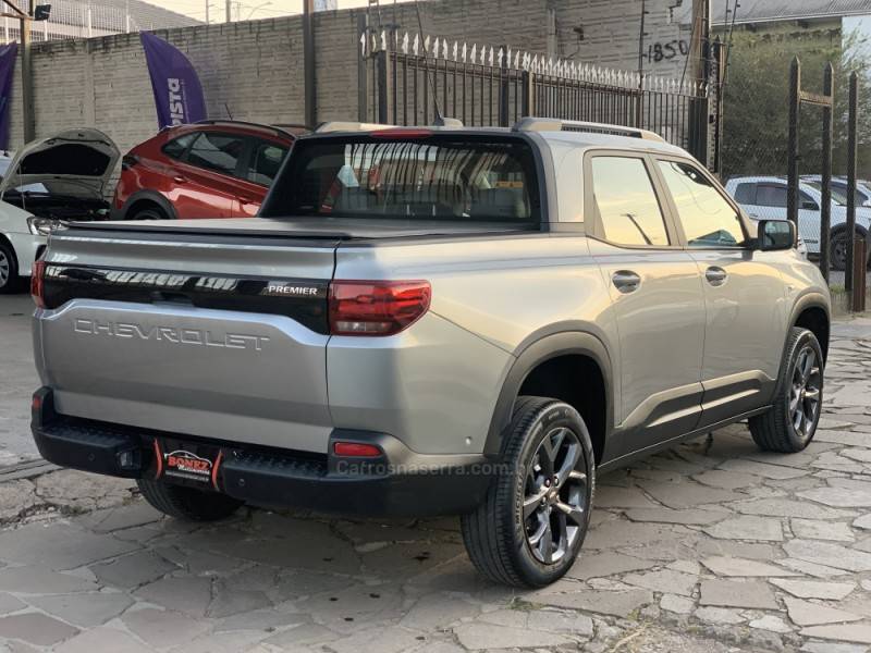 CHEVROLET - MONTANA - 2022/2023 - Prata - R$ 120.990,00