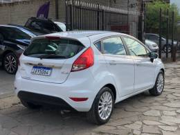 FORD - FIESTA - 2014/2015 - Branca - R$ 50.990,00