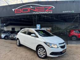 CHEVROLET - ONIX - 2015/2015 - Branca - R$ 53.990,00