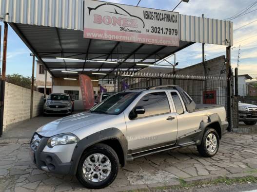 FIAT - STRADA - 2010/2011 - Prata - R$ 48.990,00