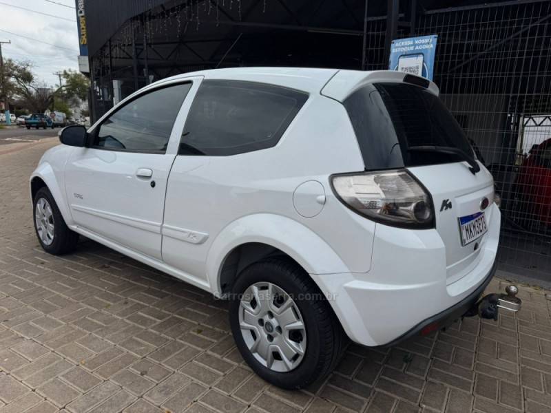 FORD - KA - 2013/2013 - Branca - R$ 30.990,00