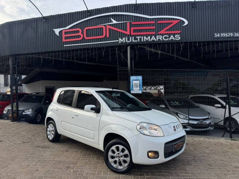 FIAT - UNO - 2012/2013 - Branca - R$ 37.990,00