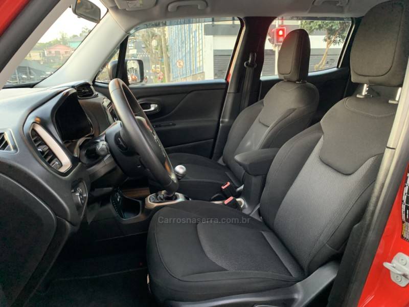 JEEP - RENEGADE - 2016/2017 - Vermelha - R$ 65.990,00