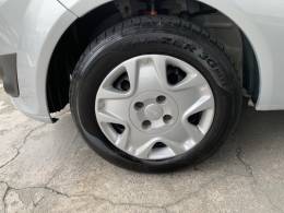 FORD - FIESTA - 2012/2013 - Prata - R$ 31.990,00