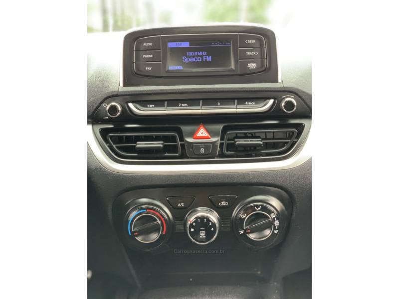 HYUNDAI - HB20 - 2019/2020 - Branca - R$ 54.990,00