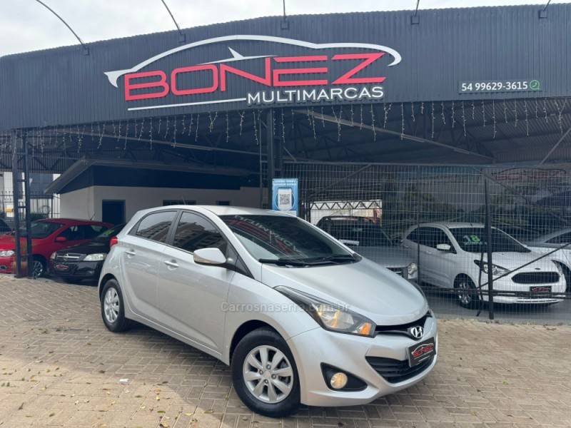 HYUNDAI - HB20 - 2013/2014 - Prata - R$ 45.990,00