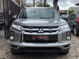 MITSUBISHI - OUTLANDER - 2020/2021 - Cinza - R$ 118.990,00