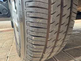FORD - FIESTA - 2008/2009 - Branca - R$ 29.990,00