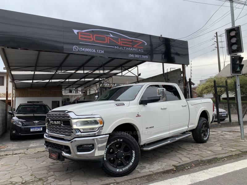 RAM - 2500 LARAMIE - 2018/2019 - Branca - R$ 329.990,00