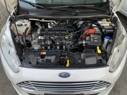 FORD - FIESTA - 2014/2015 - Branca - R$ 51.990,00