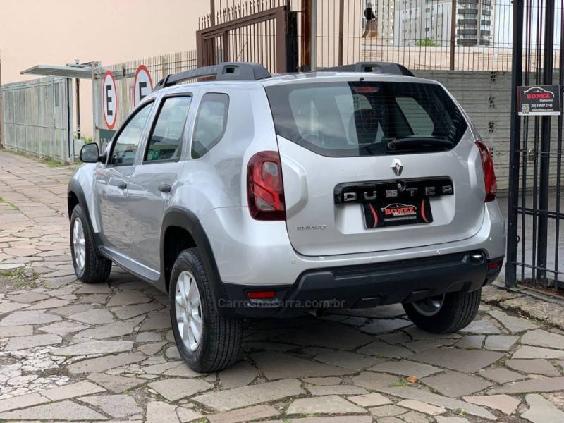 RENAULT - DUSTER - 2017/2018 - Prata - R$ 66.990,00