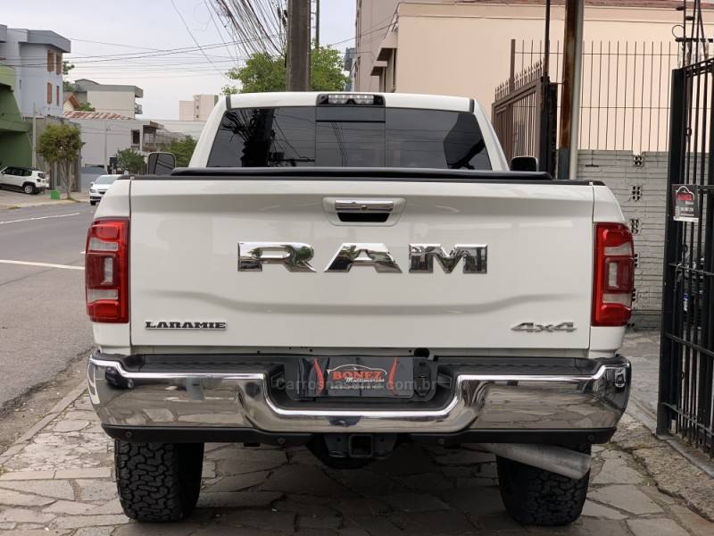 RAM - 2500 LARAMIE - 2018/2019 - Branca - R$ 329.990,00