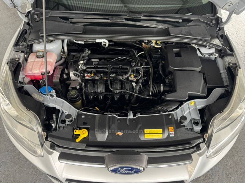 FORD - FOCUS - 2014/2014 - Prata - R$ 52.990,00