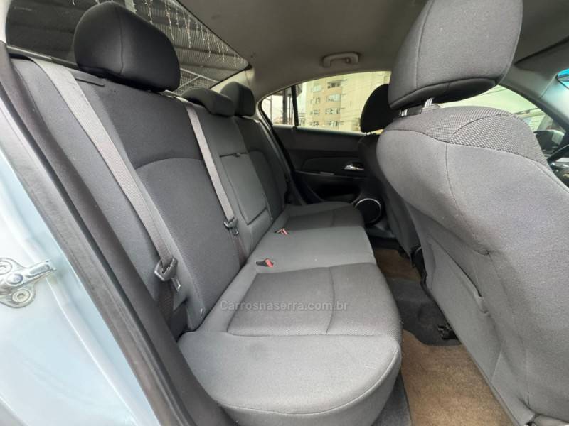 CHEVROLET - CRUZE - 2012/2012 - Prata - R$ 53.990,00