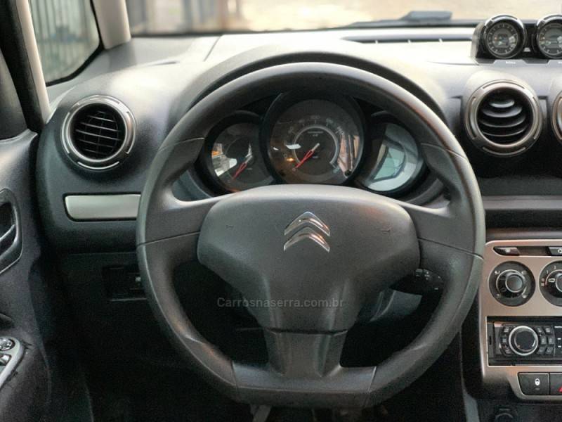 CITROËN - C3 AIRCROSS - 2010/2011 - Prata - R$ 35.990,00