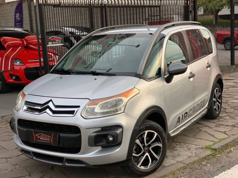 CITROËN - C3 AIRCROSS - 2010/2011 - Prata - R$ 32.990,00