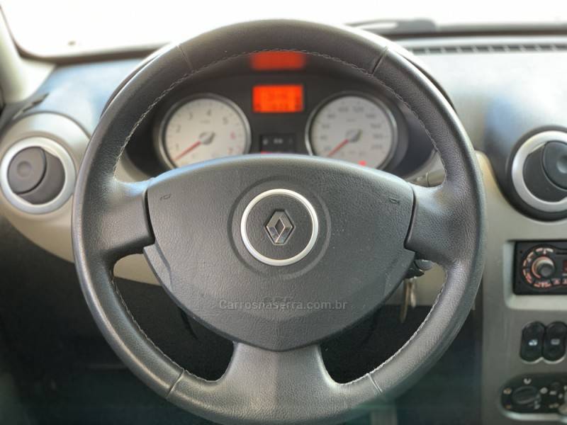 RENAULT - SANDERO - 2010/2011 - Cinza - R$ 32.990,00