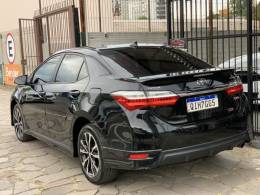 TOYOTA - COROLLA - 2017/2018 - Preta - R$ 105.990,00