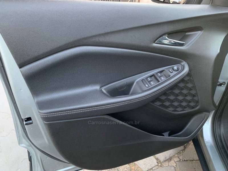 CHEVROLET - MONTANA - 2022/2023 - Cinza - R$ 119.990,00