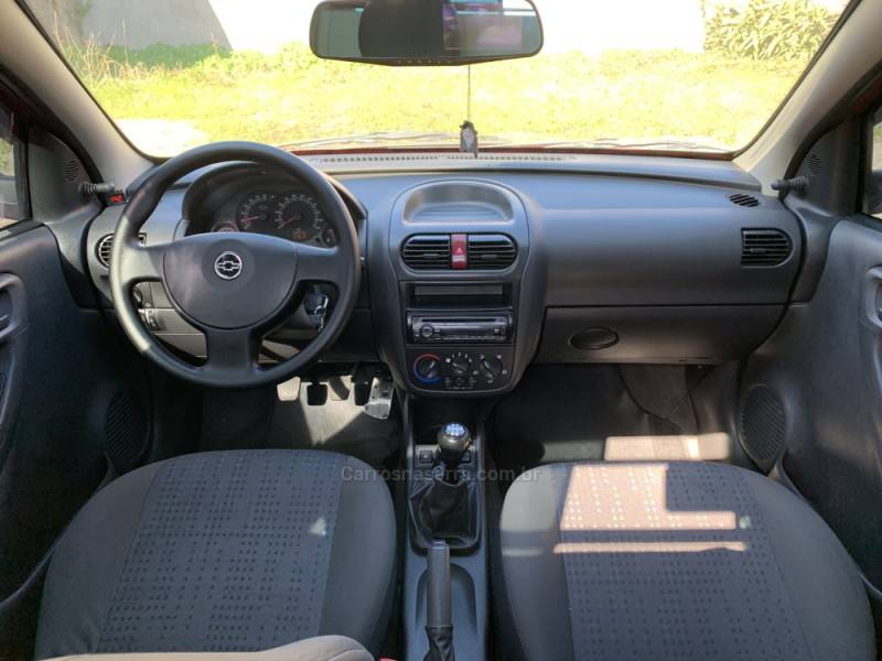 CHEVROLET - MONTANA - 2009/2010 - Vermelha - R$ 35.990,00