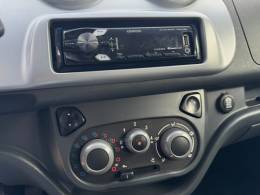 FIAT - UNO - 2012/2013 - Branca - R$ 37.990,00