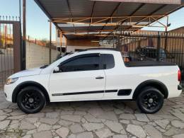 VOLKSWAGEN - SAVEIRO - 2010/2011 - Branca - R$ 44.990,00