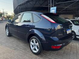 FORD - FOCUS - 2010/2011 - Azul - R$ 44.990,00