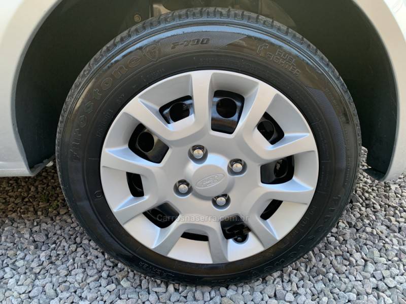 FORD - KA - 2012/2013 - Prata - R$ 30.990,00