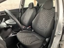 HYUNDAI - HB20 - 2015/2016 - Prata - Sob Consulta