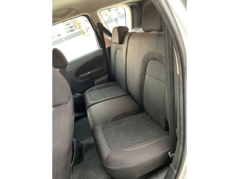 CITROËN - C3 AIRCROSS - 2010/2011 - Prata - R$ 35.990,00
