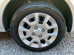 FORD - KA - 2012/2013 - Prata - R$ 29.990,00