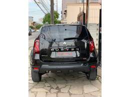 RENAULT - DUSTER - 2017/2018 - Preta - R$ 68.990,00