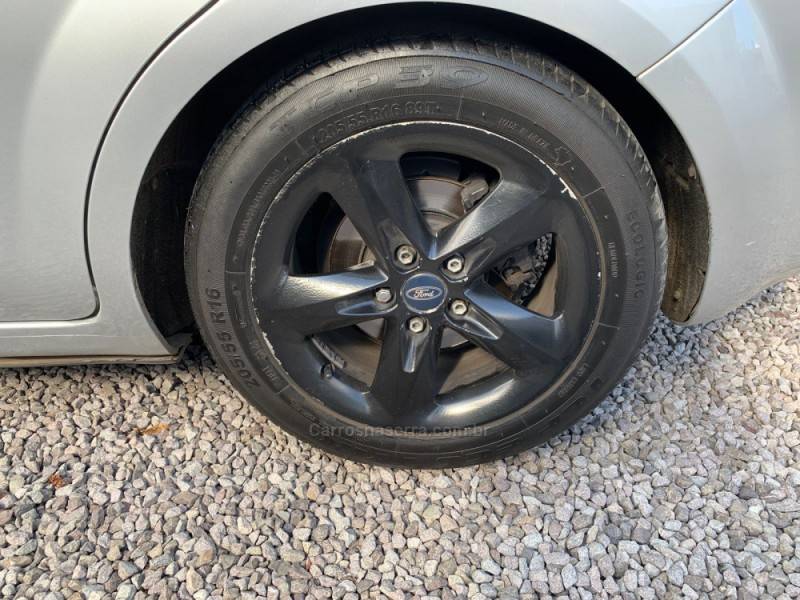 FORD - FOCUS - 2008/2009 - Prata - R$ 29.500,00