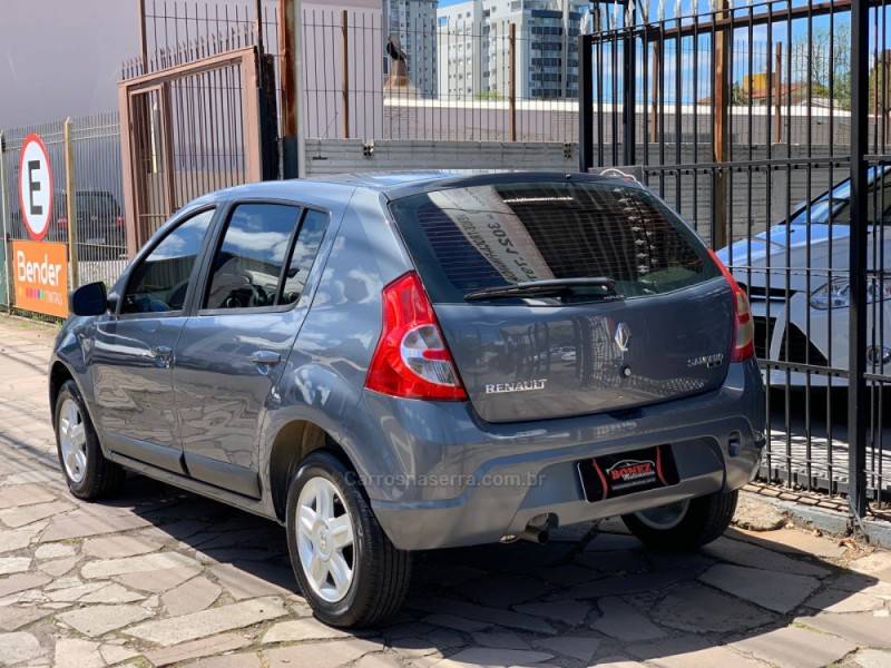 RENAULT - SANDERO - 2010/2011 - Cinza - R$ 31.990,00