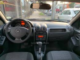 RENAULT - SANDERO - 2011/2012 - Vermelha - R$ 36.990,00