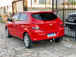 CHEVROLET - ONIX - 2014/2015 - Vermelha - R$ 49.990,00